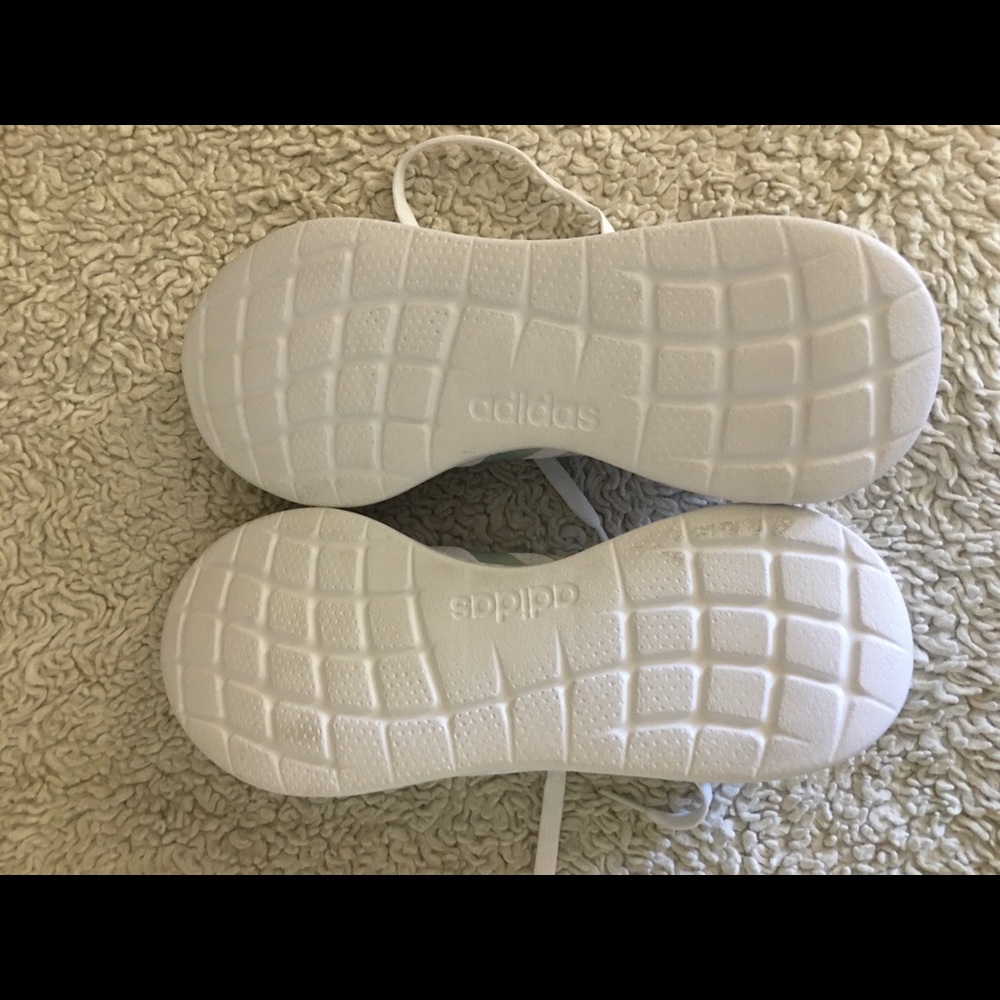 Adidas - Picture 10 of 12